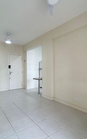 Apartamento para alugar com 62m², 2 quartos e 1 vaga Apartamento para alugar com 62m², 2 quartos e 1 vagaSala
