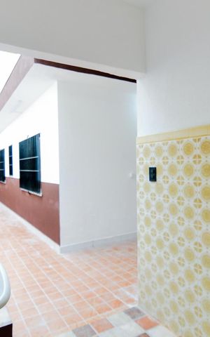Casa à venda com 120m², 3 quartos e 2 vagasÁrea de Serviço
