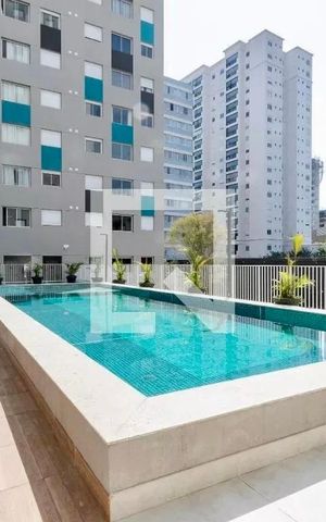 Apartamento para alugar com 35m², 2 quartos e sem vaga Apartamento para alugar com 35m², 2 quartos e sem vagaPiscina