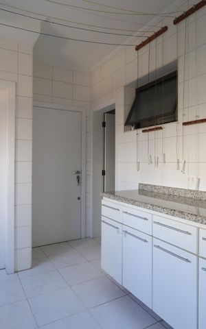 Apartamento à venda com 192m², 3 quartos e 2 vagasÁrea de Serviço