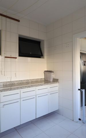Apartamento à venda com 192m², 3 quartos e 2 vagasÁrea de Serviço