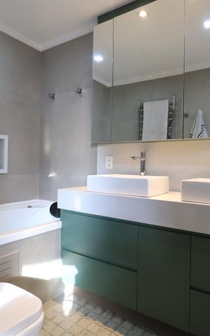 Apartamento à venda com 192m², 3 quartos e 2 vagasBanheiro da Suíte