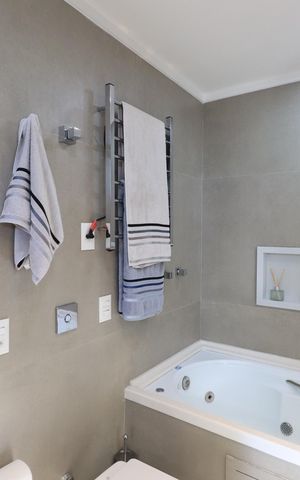 Apartamento à venda com 192m², 3 quartos e 2 vagasBanheiro da Suíte