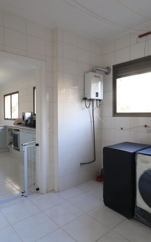 Apartamento à venda com 192m², 3 quartos e 2 vagasÁrea de Serviço