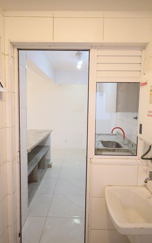 Apartamento à venda com 72m², 3 quartos e 2 vagasCozinha e Área de Serviço
