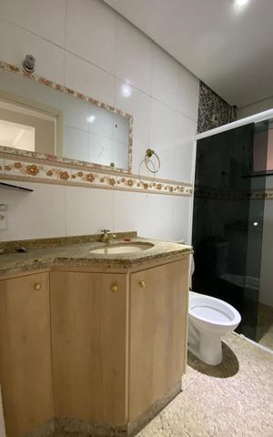 Casa para alugar com 380m², 2 quartos e sem vaga Casa para alugar com 380m², 2 quartos e sem vagaBanheiro