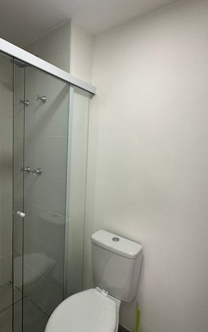 Apartamento à venda com 58m², 2 quartos e 1 vaga Apartamento à venda com 58m², 2 quartos e 1 vagaBanheiro Social