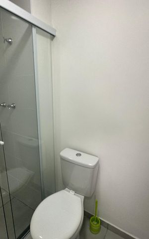 Apartamento à venda com 58m², 2 quartos e 1 vaga Apartamento à venda com 58m², 2 quartos e 1 vagaBanheiro Social