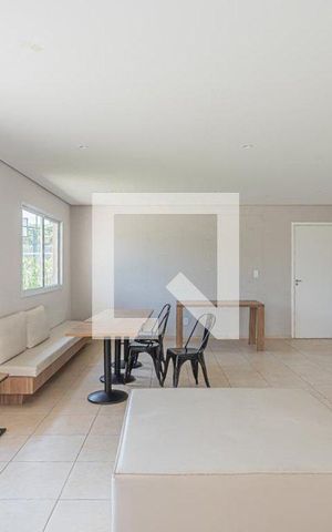 Apartamento à venda com 49m², 2 quartos e 1 vaga Apartamento à venda com 49m², 2 quartos e 1 vagaÁrea comum - Salão de festas