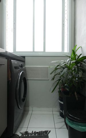 Apartamento à venda com 49m², 2 quartos e 1 vaga Apartamento à venda com 49m², 2 quartos e 1 vagaCozinha e Área de Serviço