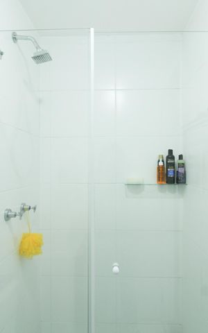 Apartamento à venda com 49m², 2 quartos e 1 vaga Apartamento à venda com 49m², 2 quartos e 1 vagaBanheiro