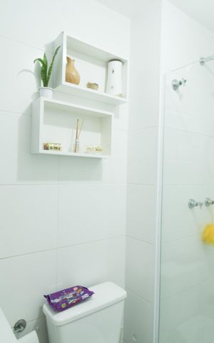 Apartamento à venda com 49m², 2 quartos e 1 vaga Apartamento à venda com 49m², 2 quartos e 1 vagaBanheiro