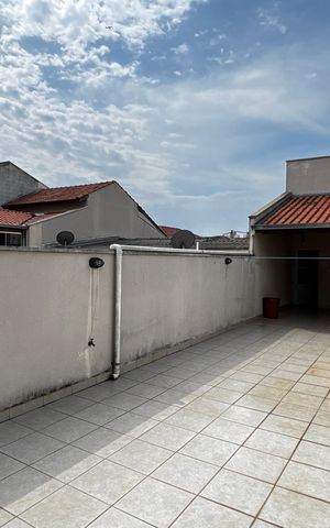 Apartamento para alugar com 74m², 2 quartos e 1 vaga Apartamento para alugar com 74m², 2 quartos e 1 vagaCobertura