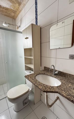 Apartamento para alugar com 74m², 2 quartos e 1 vaga Apartamento para alugar com 74m², 2 quartos e 1 vagaBanheiro da Suíte