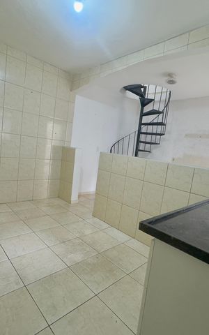 Casa à venda com 65m², 2 quartos e 1 vaga Casa à venda com 65m², 2 quartos e 1 vagaCozinha