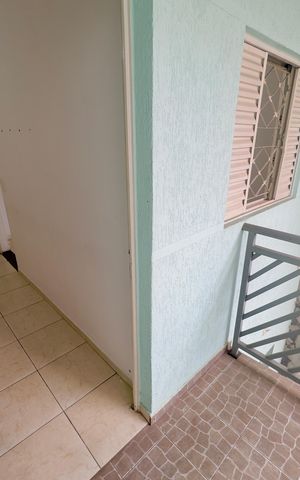 Casa à venda com 65m², 2 quartos e 1 vaga Casa à venda com 65m², 2 quartos e 1 vagaSacada