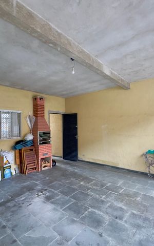Casa à venda com 65m², 2 quartos e 1 vaga Casa à venda com 65m², 2 quartos e 1 vagaGaragem