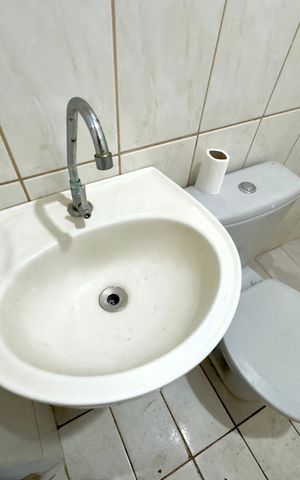 Casa à venda com 65m², 2 quartos e 1 vaga Casa à venda com 65m², 2 quartos e 1 vagaBanheiro 2
