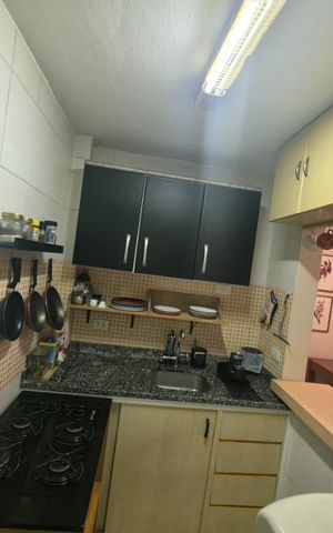 Apartamento à venda com 43m², 1 quarto e sem vaga Apartamento à venda com 43m², 1 quarto e sem vagaCozinha