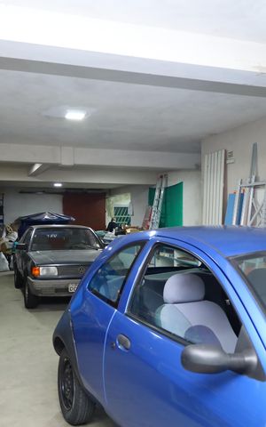 Casa à venda com 328m², 3 quartos e 8 vagasGaragem