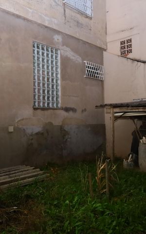 Casa à venda com 328m², 3 quartos e 8 vagasJardim