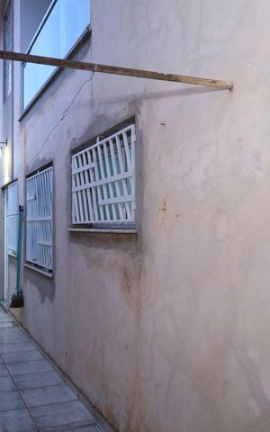 Casa à venda com 328m², 3 quartos e 8 vagasCorredor