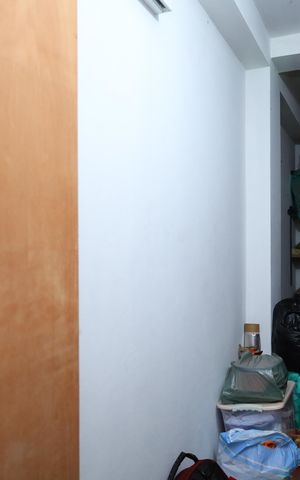 Casa à venda com 328m², 3 quartos e 8 vagasDepósito