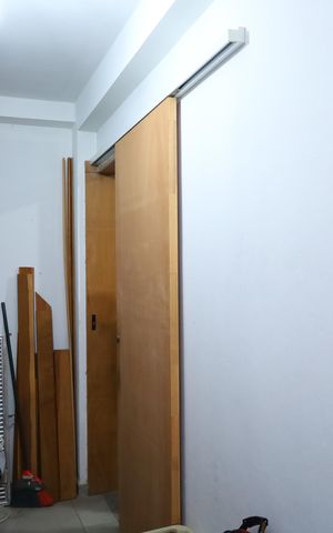 Casa à venda com 328m², 3 quartos e 8 vagasDepósito