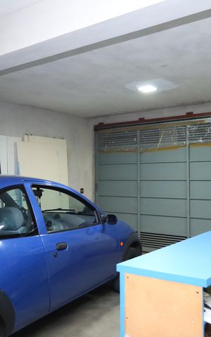 Casa à venda com 328m², 3 quartos e 8 vagasGaragem