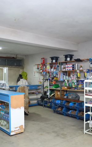 Casa à venda com 328m², 3 quartos e 8 vagasGaragem