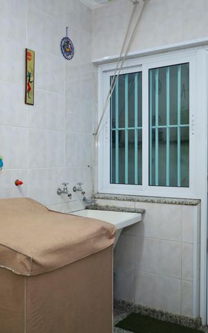 Casa à venda com 328m², 3 quartos e 8 vagasÁrea de Serviço