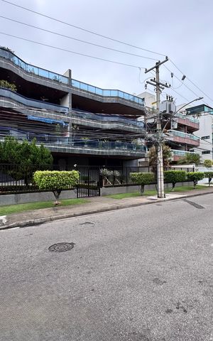 Apartamento à venda com 163m², 3 quartos e 2 vagasFachada