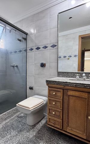 Apartamento à venda com 163m², 3 quartos e 2 vagasBanheiro Social
