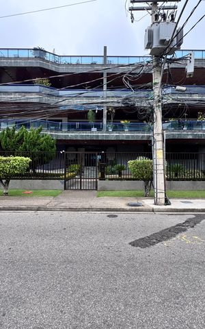 Apartamento à venda com 163m², 3 quartos e 2 vagasFachada