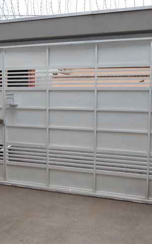 Casa à venda com 132m², 4 quartos e 2 vagasGaragem
