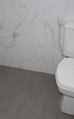 Casa à venda com 132m², 4 quartos e 2 vagasBanheiro social 2