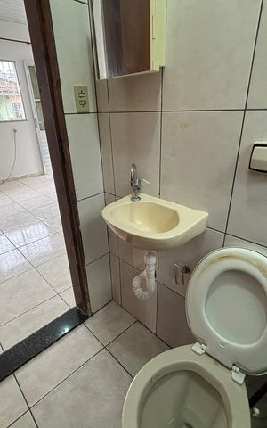 Casa para alugar com 55m², 2 quartos e 1 vagaBanheiro