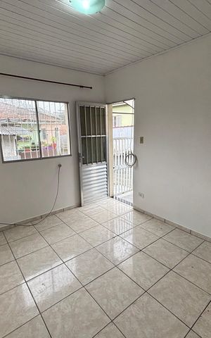 Casa para alugar com 55m², 2 quartos e 1 vagaSala