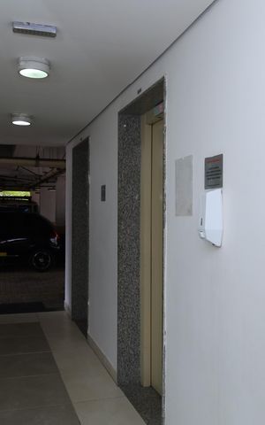 Apartamento para alugar com 52m², 2 quartos e 1 vagaÁrea comum - Saguão do prédio