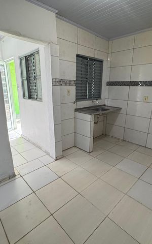 Casa para alugar com 62m², 2 quartos e 2 vagas