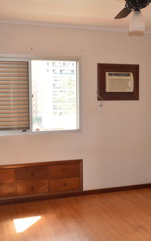 Apartamento para alugar com 160m², 3 quartos e 3 vagasQuarto