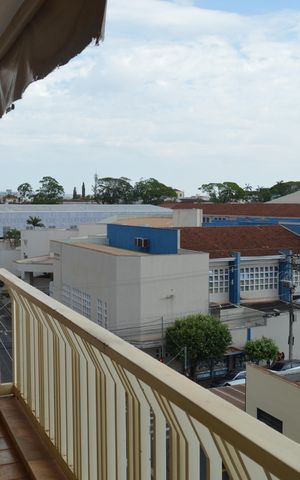 Apartamento para alugar com 160m², 3 quartos e 3 vagasSacada