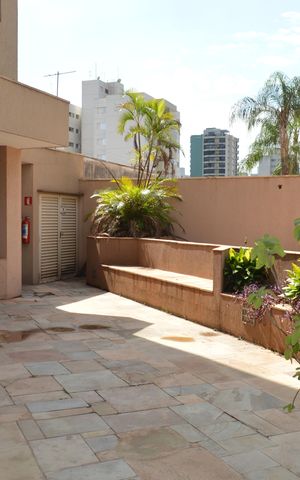 Apartamento para alugar com 160m², 3 quartos e 3 vagasÁrea comum - Churrasqueira