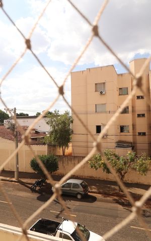 Apartamento para alugar com 75m², 3 quartos e 2 vagasVista