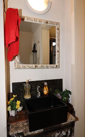 Apartamento para alugar com 80m², 2 quartos e sem vagaBanheiro