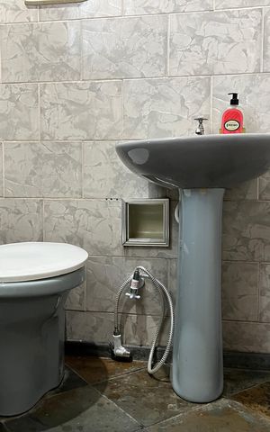 Apartamento para alugar com 60m², 2 quartos e sem vaga Apartamento para alugar com 60m², 2 quartos e sem vagaBanheiro