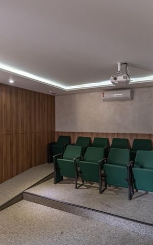 Apartamento para alugar com 52m², 2 quartos e 1 vaga Apartamento para alugar com 52m², 2 quartos e 1 vagaÁrea comum - Cinema