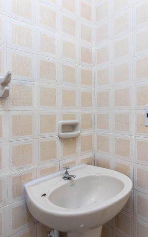Casa para alugar com 40m², 1 quarto e sem vaga Casa para alugar com 40m², 1 quarto e sem vagaBanheiro