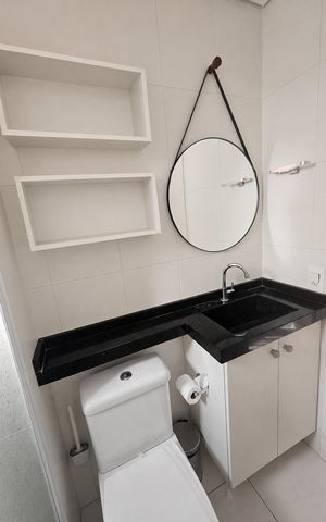 Apartamento à venda com 52m², 2 quartos e 1 vaga Apartamento à venda com 52m², 2 quartos e 1 vagaBanheiro