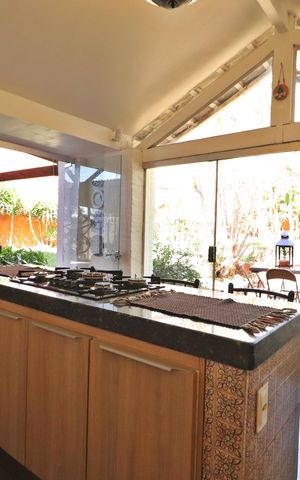 Casa para alugar com 630m², 3 quartos e 3 vagasCozinha